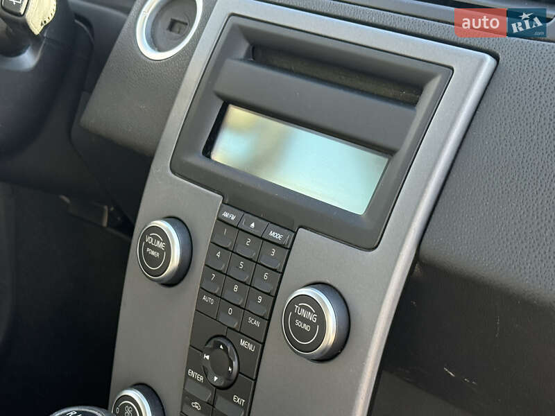 Універсал Volvo V50 2012 в Рівному