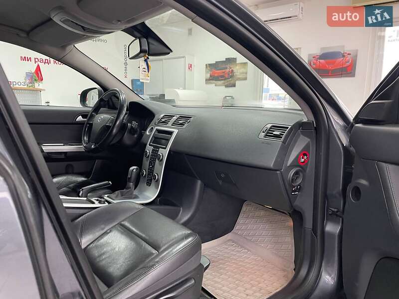 Универсал Volvo V50 2011 в Киеве фото 23 Универсал Volvo V50 2011 в Киеве
