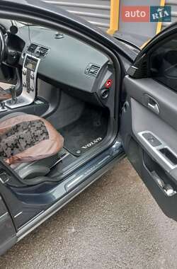 Универсал Volvo V50 2010 в Черкассах
