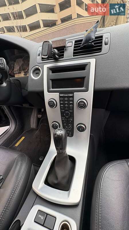 Універсал Volvo V50 2012 в Києві фото 25 Універсал Volvo V50 2012 в Києві