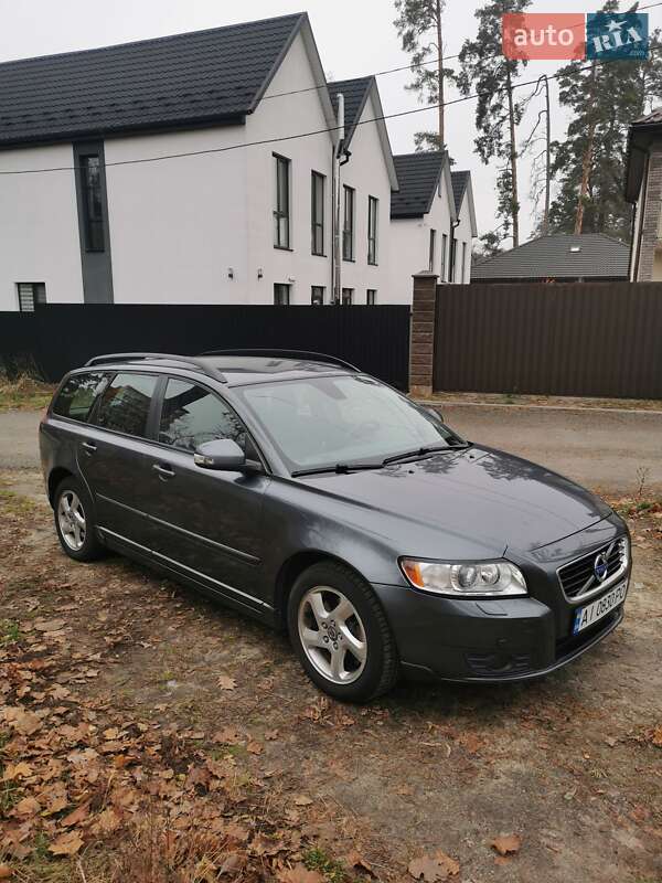 Volvo V50 2011 Volvo V50 2011