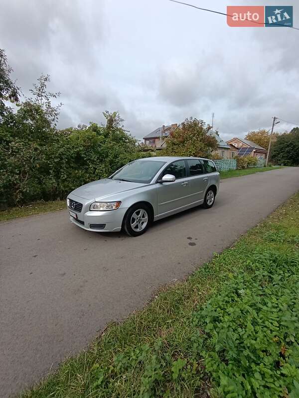 Универсал Volvo V50 2011 в Луцке