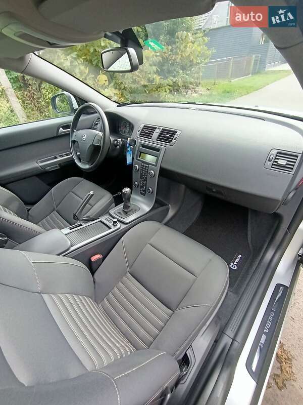 Универсал Volvo V50 2011 в Луцке