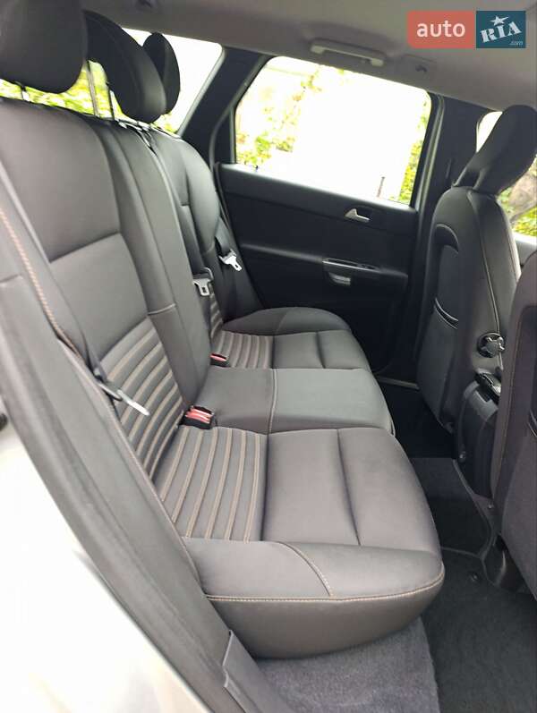 Универсал Volvo V50 2011 в Луцке