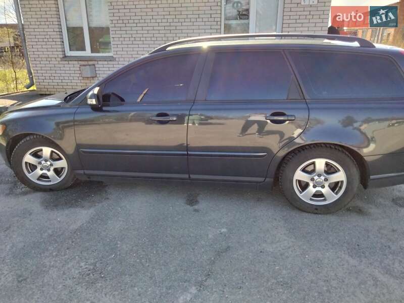 Універсал Volvo V50 2010 в Вінниці
