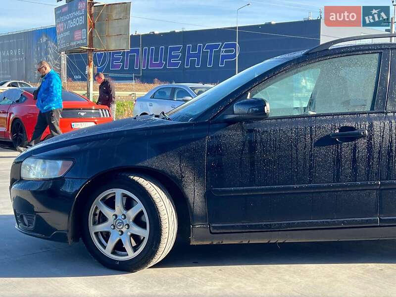 Универсал Volvo V50 2008 в Львове