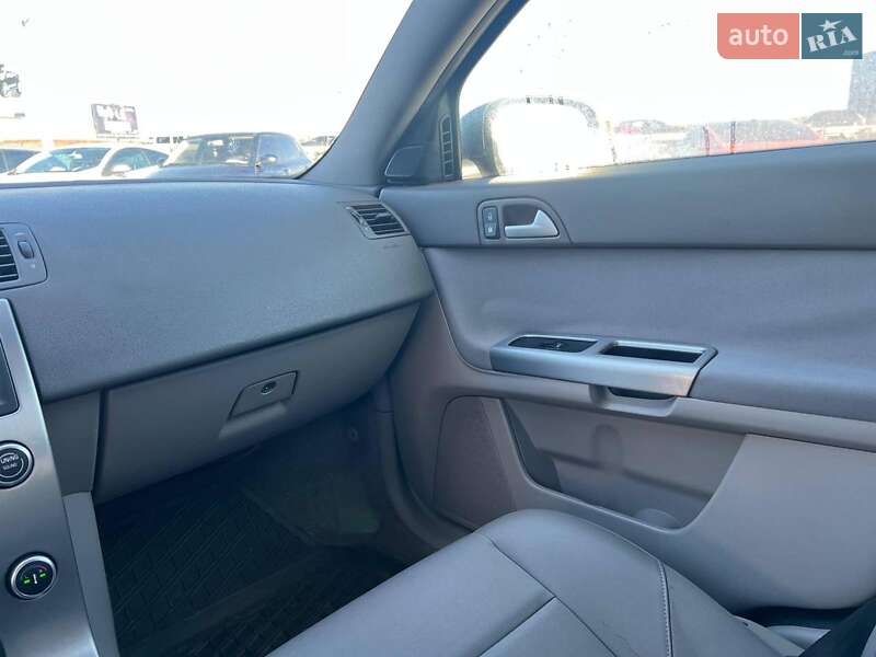 Универсал Volvo V50 2008 в Львове