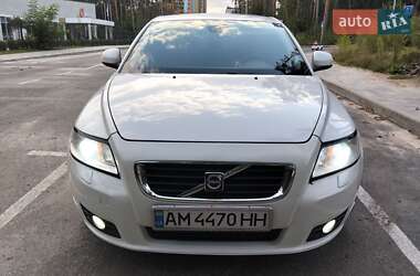 Універсал Volvo V50 2010 в Житомирі