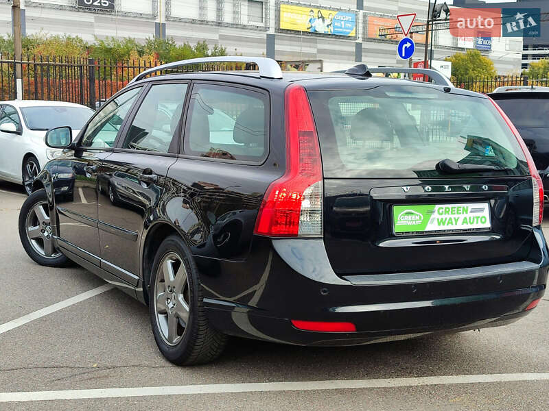 Універсал Volvo V50 2010 в Києві