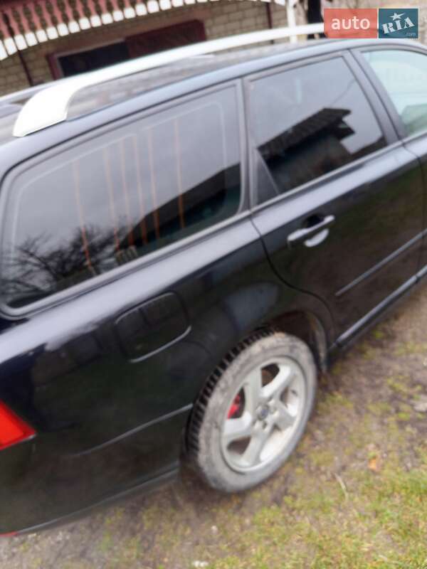 Универсал Volvo V50 2012 в Турке фото 4 Универсал Volvo V50 2012 в Турке