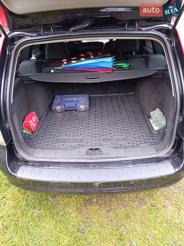 Универсал Volvo V50 2012 в Турке фото 14 Универсал Volvo V50 2012 в Турке