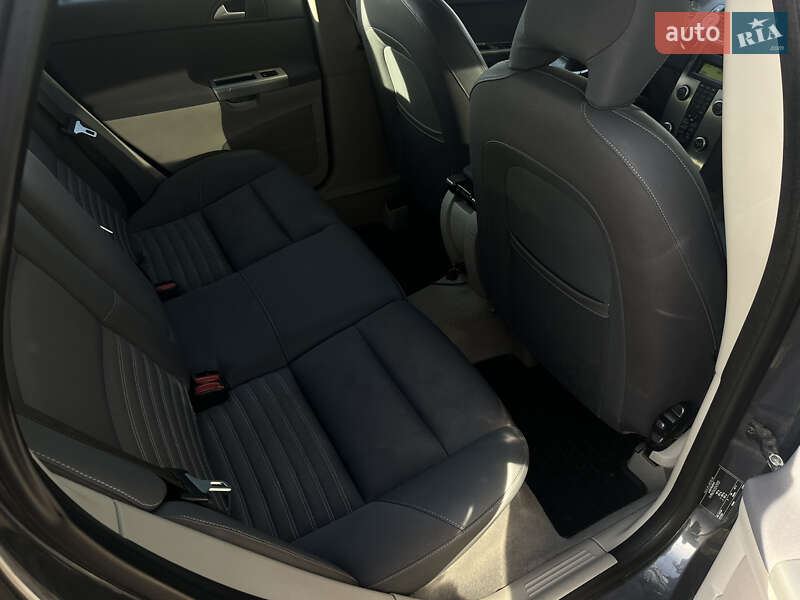 Универсал Volvo V50 2008 в Ровно