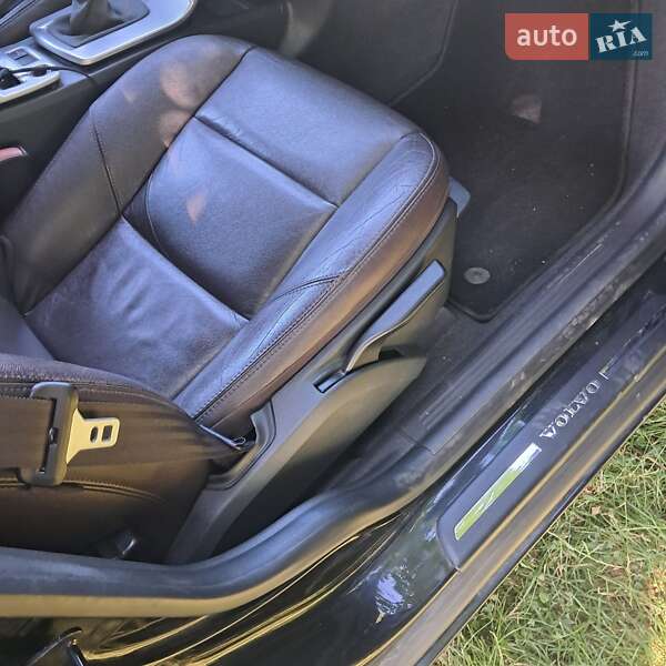 Универсал Volvo V50 2010 в Стрые фото 19 Универсал Volvo V50 2010 в Стрые