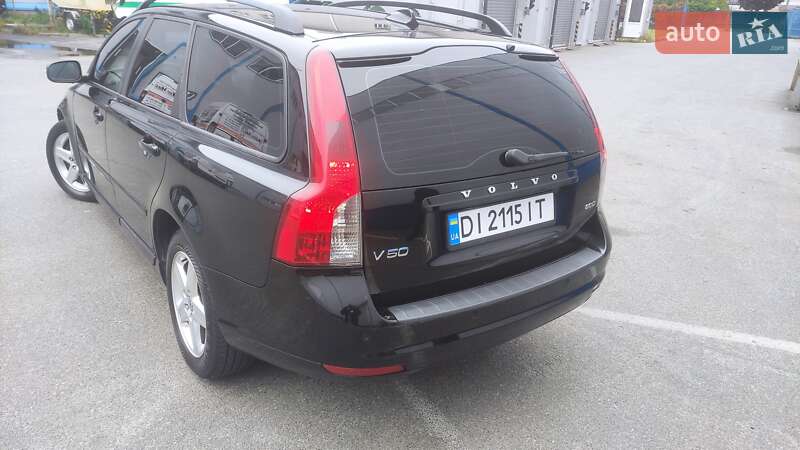Универсал Volvo V50 2008 в Киеве
