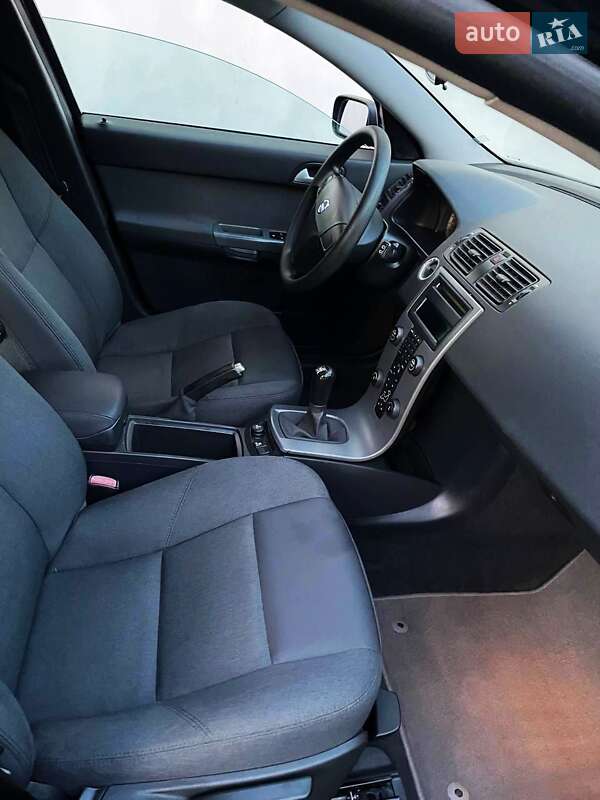 Универсал Volvo V50 2006 в Львове фото 9 Универсал Volvo V50 2006 в Львове