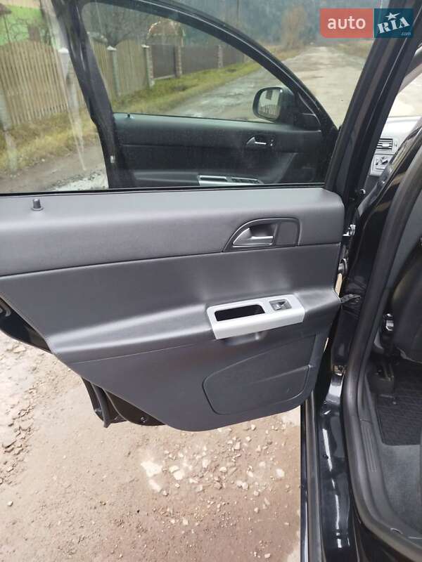 Универсал Volvo V50 2012 в Турке фото 17 Универсал Volvo V50 2012 в Турке