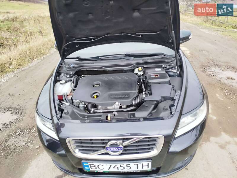 Универсал Volvo V50 2012 в Турке фото 29 Универсал Volvo V50 2012 в Турке
