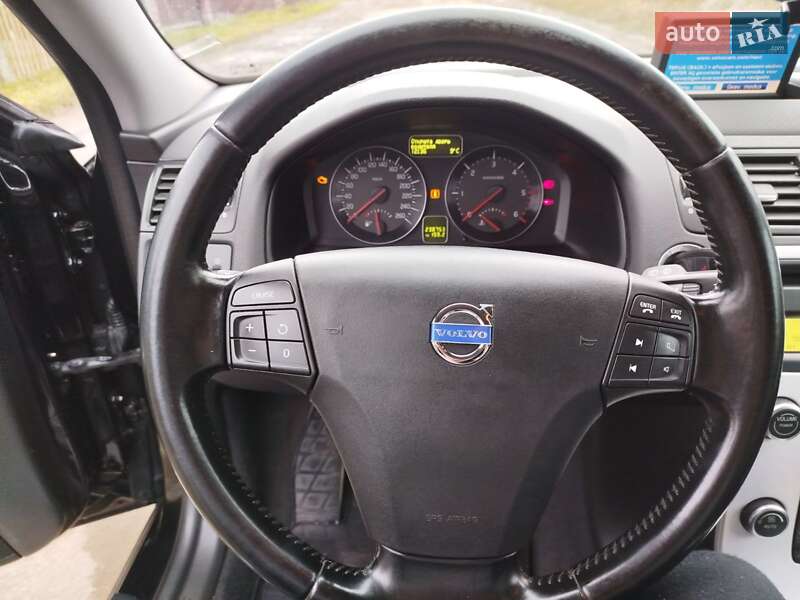 Универсал Volvo V50 2012 в Турке фото 62 Универсал Volvo V50 2012 в Турке