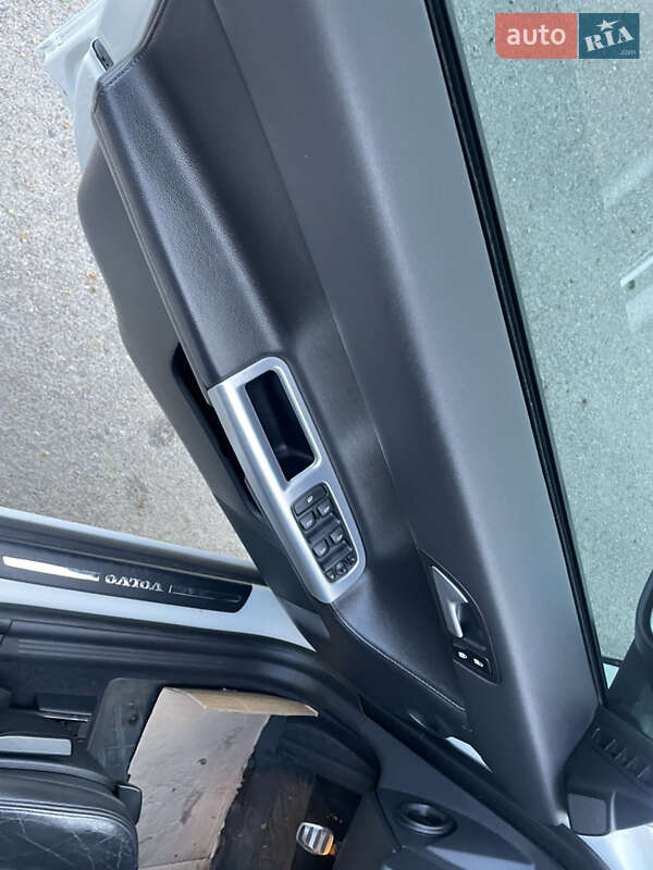 Універсал Volvo V50 2011 в Бродах