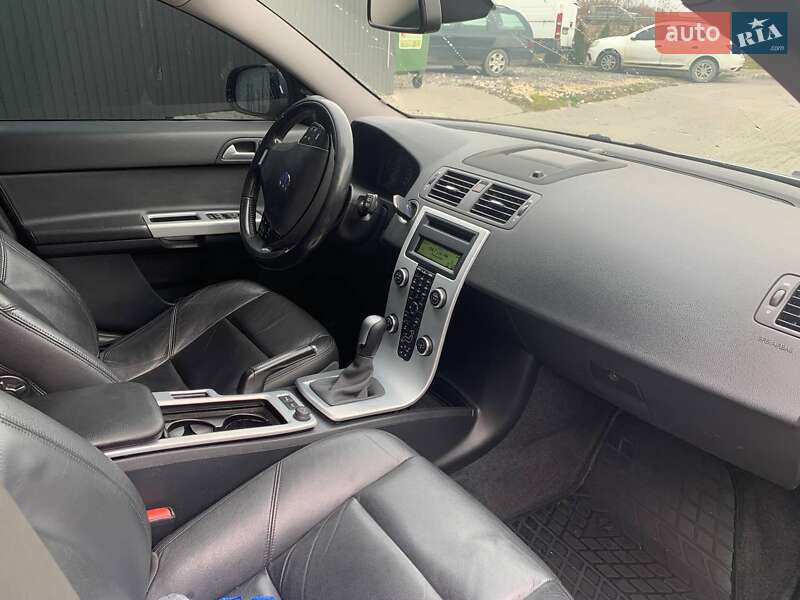 Универсал Volvo V50 2012 в Львове фото 9 Универсал Volvo V50 2012 в Львове