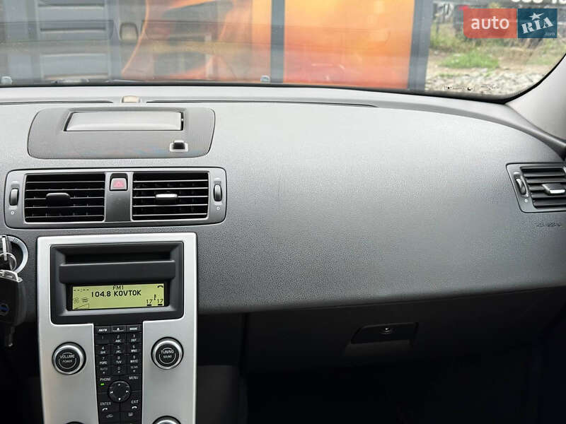 Универсал Volvo V50 2011 в Стрые фото 50 Универсал Volvo V50 2011 в Стрые