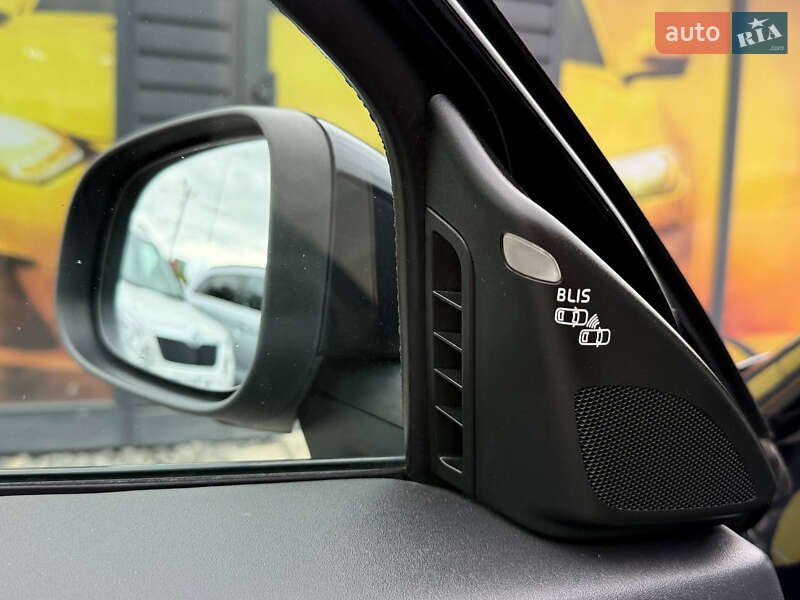 Универсал Volvo V50 2011 в Стрые фото 60 Универсал Volvo V50 2011 в Стрые