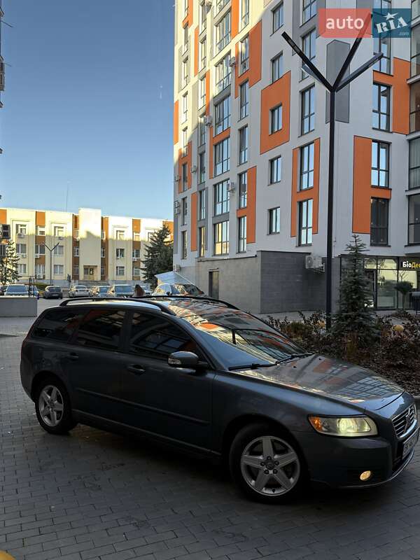 Универсал Volvo V50 2008 в Вараше фото 10 Универсал Volvo V50 2008 в Вараше