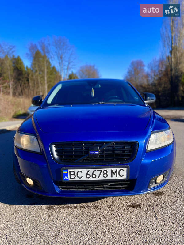 Универсал Volvo V50 2009 в Комарному фото 3 Универсал Volvo V50 2009 в Комарному