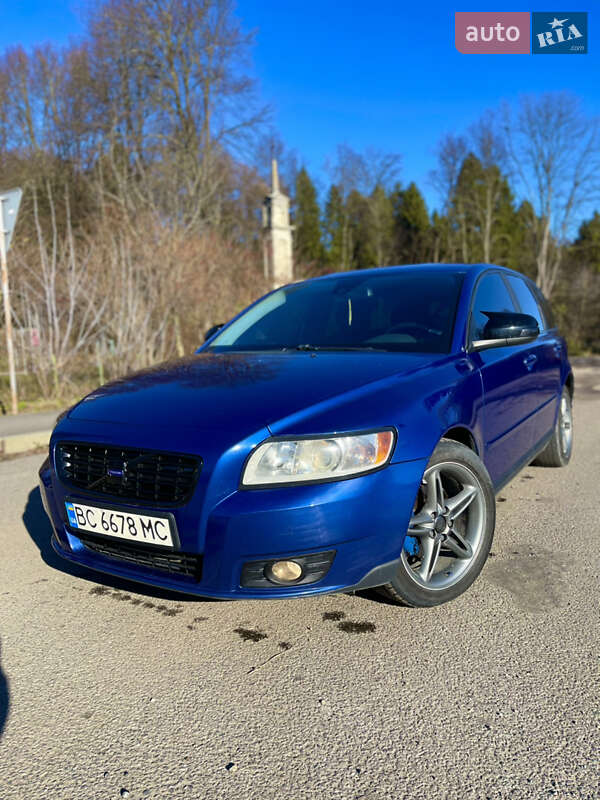 Универсал Volvo V50 2009 в Комарному фото 6 Универсал Volvo V50 2009 в Комарному