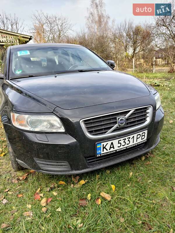 Универсал Volvo V50 2009 в Киеве