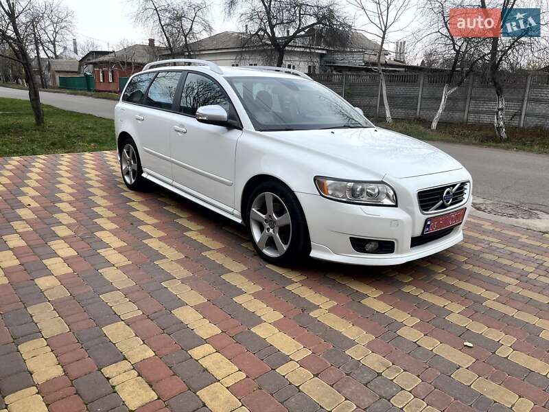 Универсал Volvo V50 2012 в Нежине