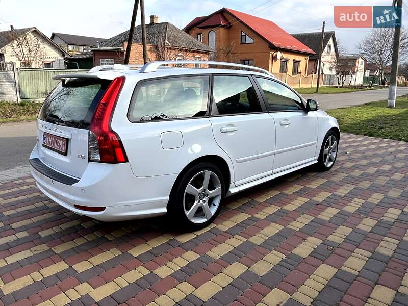 Универсал Volvo V50 2012 в Нежине