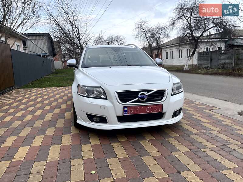 Универсал Volvo V50 2012 в Нежине