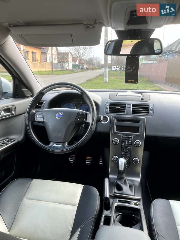 Универсал Volvo V50 2012 в Нежине