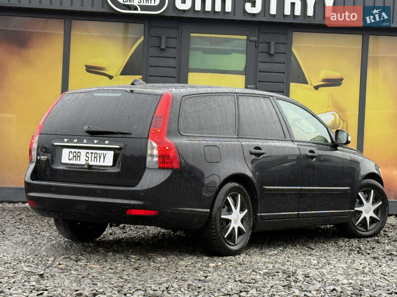 Универсал Volvo V50 2010 в Стрые фото 13 Универсал Volvo V50 2010 в Стрые