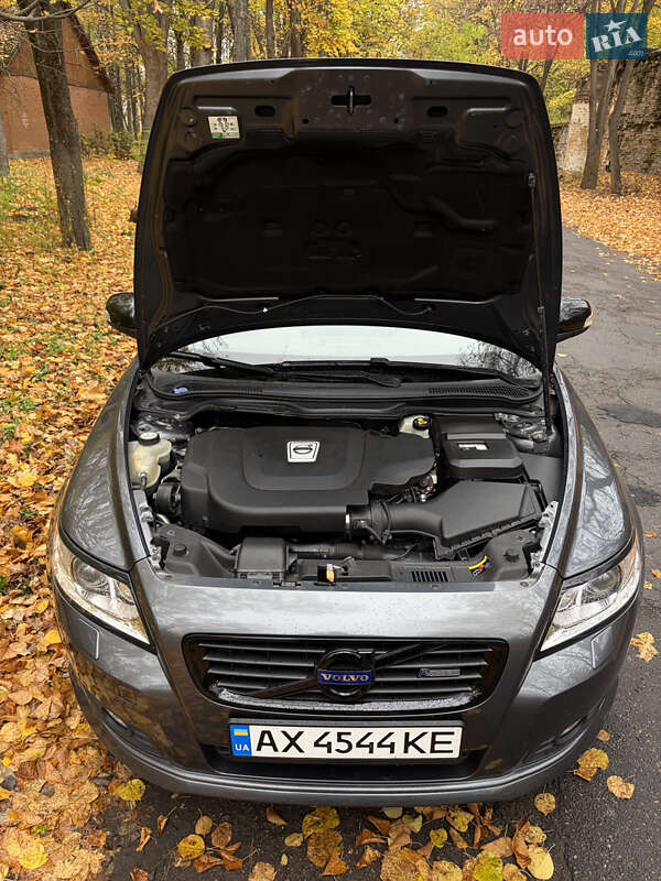 Універсал Volvo V50 2011 в Богодухіву