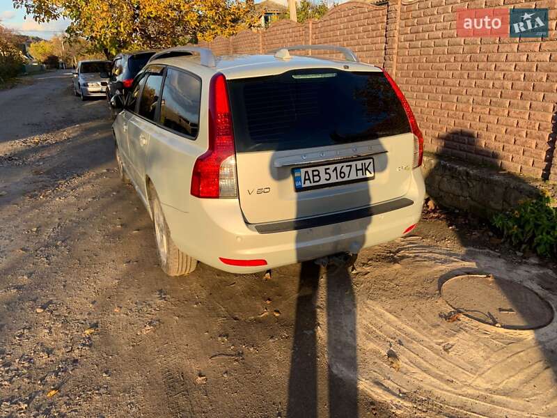 Универсал Volvo V50 2012 в Ямполе