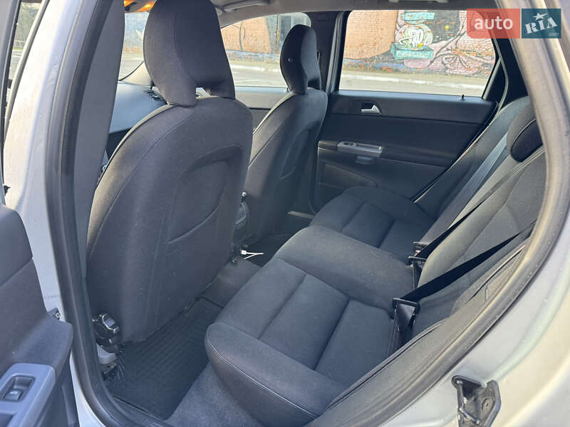 Універсал Volvo V50 2010 в Луцьку