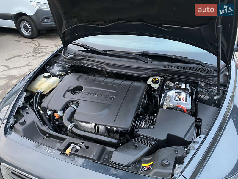 Универсал Volvo V50 2010 в Ровно