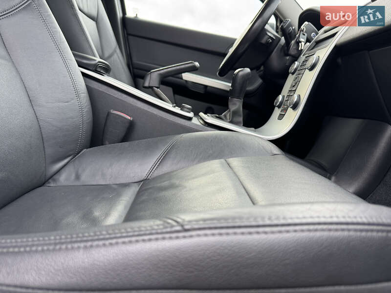 Универсал Volvo V50 2012 в Стрые фото 93 Универсал Volvo V50 2012 в Стрые