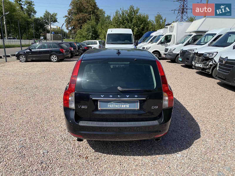 Универсал Volvo V50 2012 в Ровно