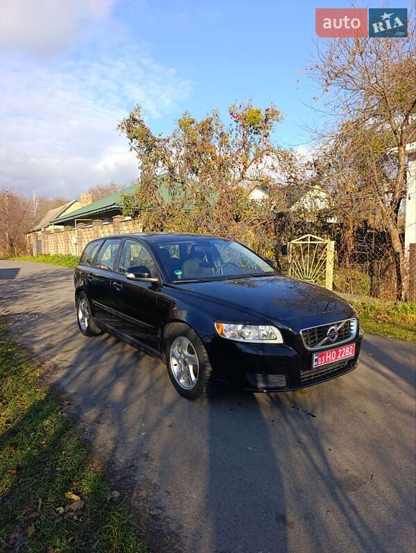 Универсал Volvo V50 2011 в Луцке