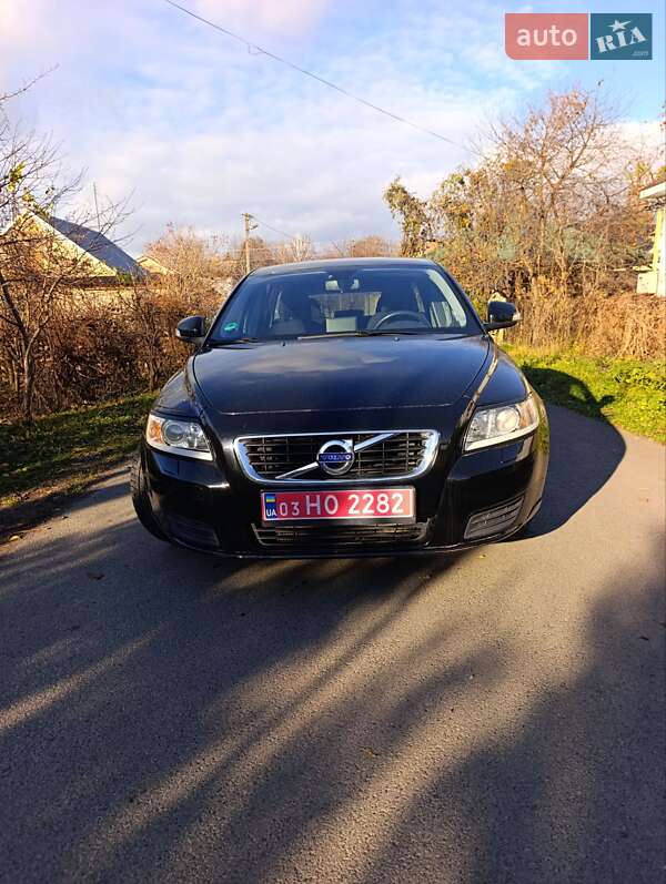 Универсал Volvo V50 2011 в Луцке