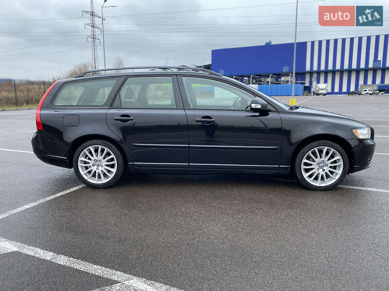 Универсал Volvo V50 2010 в Ровно