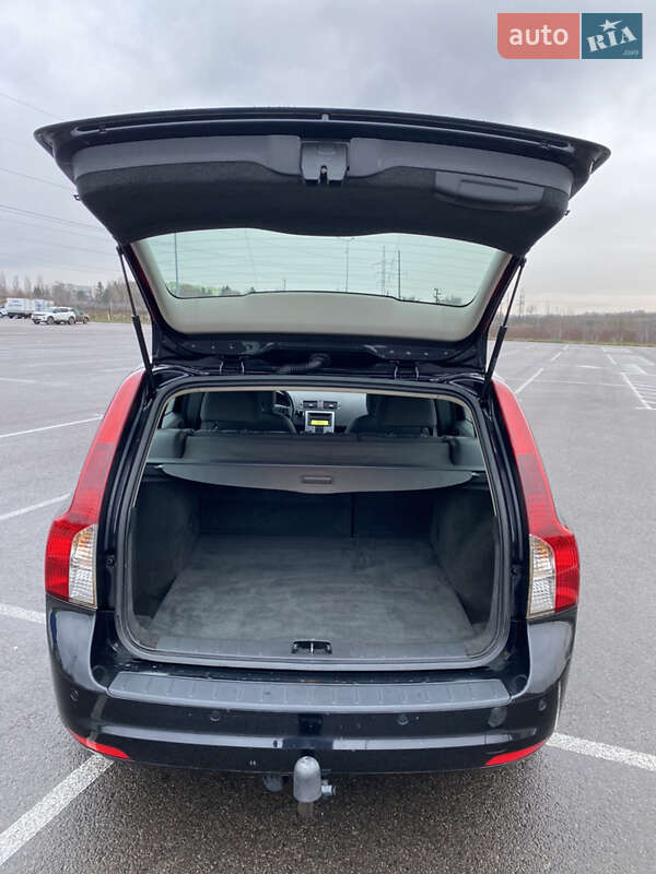 Универсал Volvo V50 2010 в Ровно