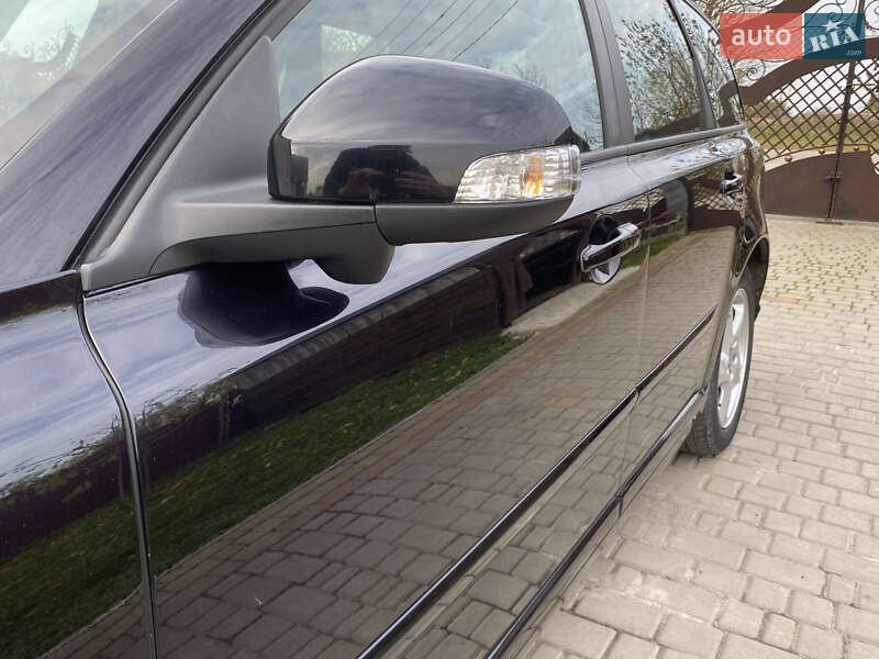 Универсал Volvo V50 2010 в Луцке