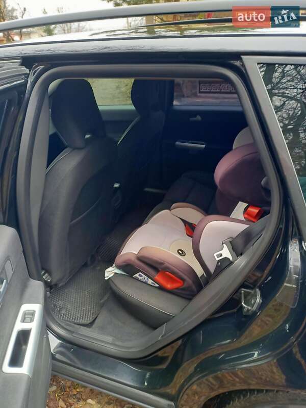 Универсал Volvo V50 2010 в Львове