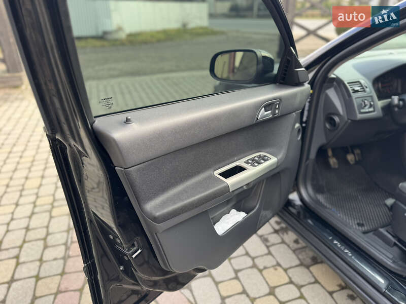 Универсал Volvo V50 2009 в Коломые фото 24 Универсал Volvo V50 2009 в Коломые