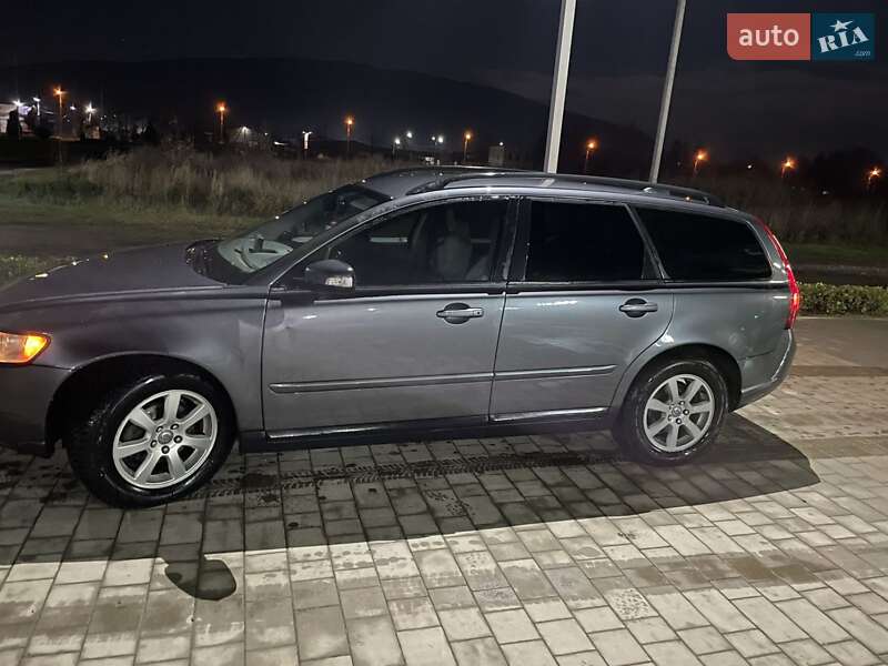 Универсал Volvo V50 2009 в Виноградове фото 2 Универсал Volvo V50 2009 в Виноградове