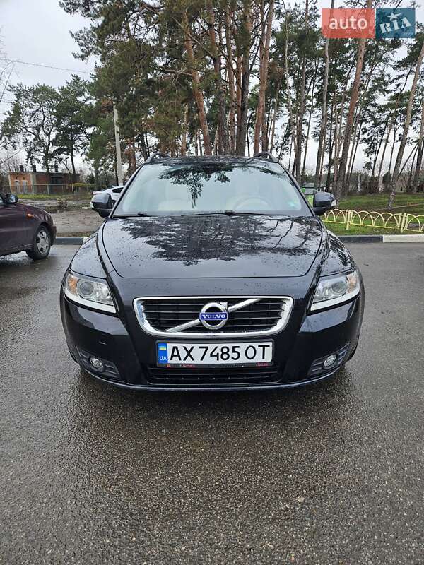 Volvo V50 2011 Volvo V50 2011